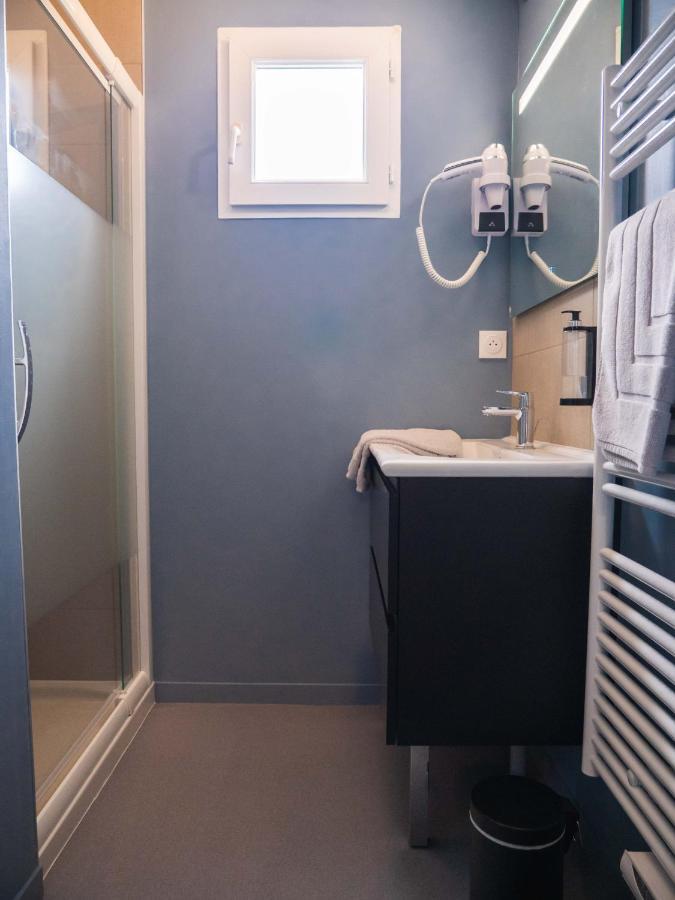 Logis Hotels Le Saint Pierre Moncoutant Luaran gambar